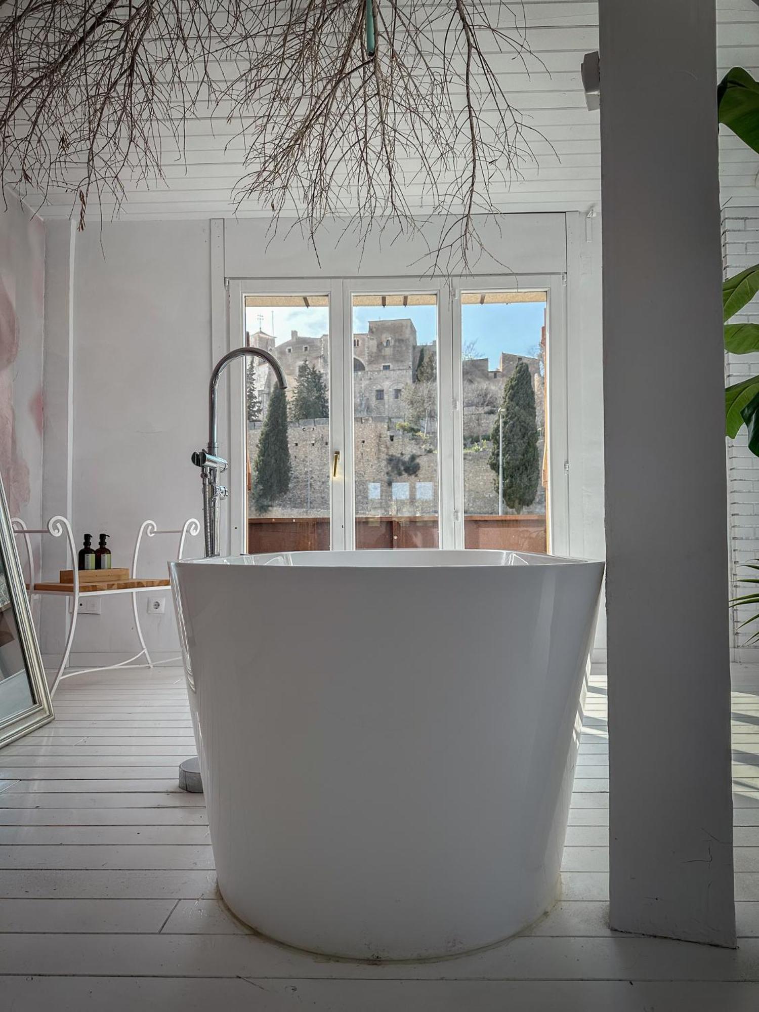 Suite Con Jacuzzi Canyelles  Exterior photo